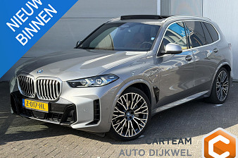 BMW X5 xDrive50e M-sport|Innovation|Travel|DrivingAssist|Trekhaak|Full options