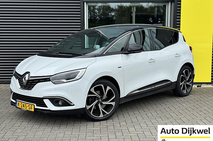 Renault Scénic TCe 140 EDC AUTOMAAT Black Edition
