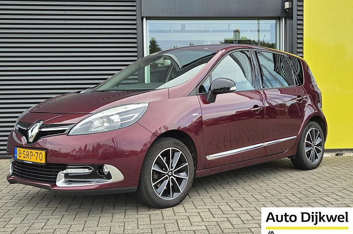 Renault Scénic TCe 130 Bose Navigatie, Trekhaak, Climate Control, Cruise Control, P-hulp