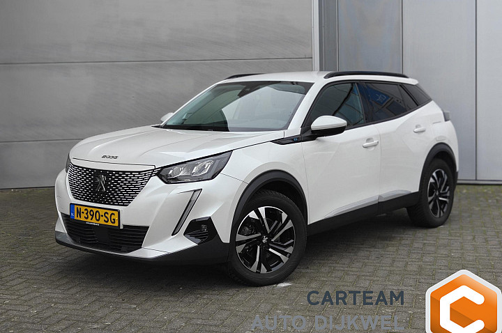 Peugeot e-2008 EV Allure Pack 50 kWh Carplay/Stoelverwarming/S.O.H. 92,9%!