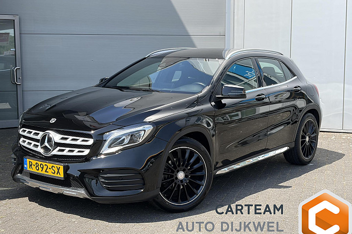Mercedes-Benz GLA 180 Business Solution AMG