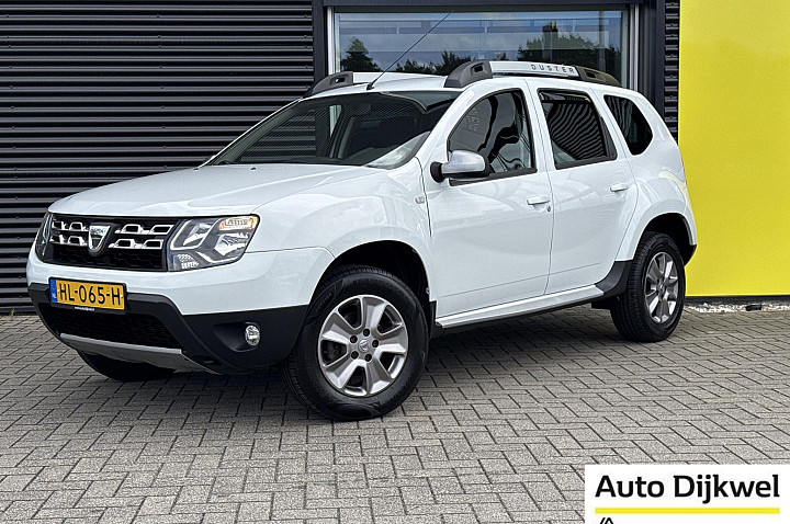 Dacia Duster TCe 125 4x2 10th Anniversary Trekhaak, Navigatie, P-hulp, Cruise Control